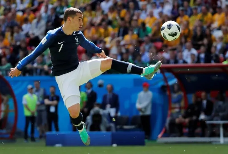 Yếu tố ngoài sân cỏ cũng ảnh hưởng đến kết quả chung cuộc của trận đấu